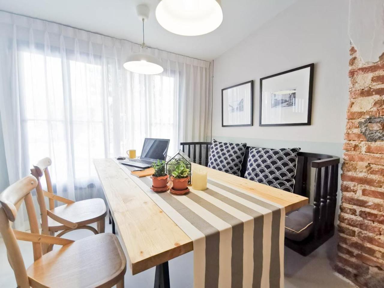 Snoozy Guesthouse Phuket Dış mekan fotoğraf
