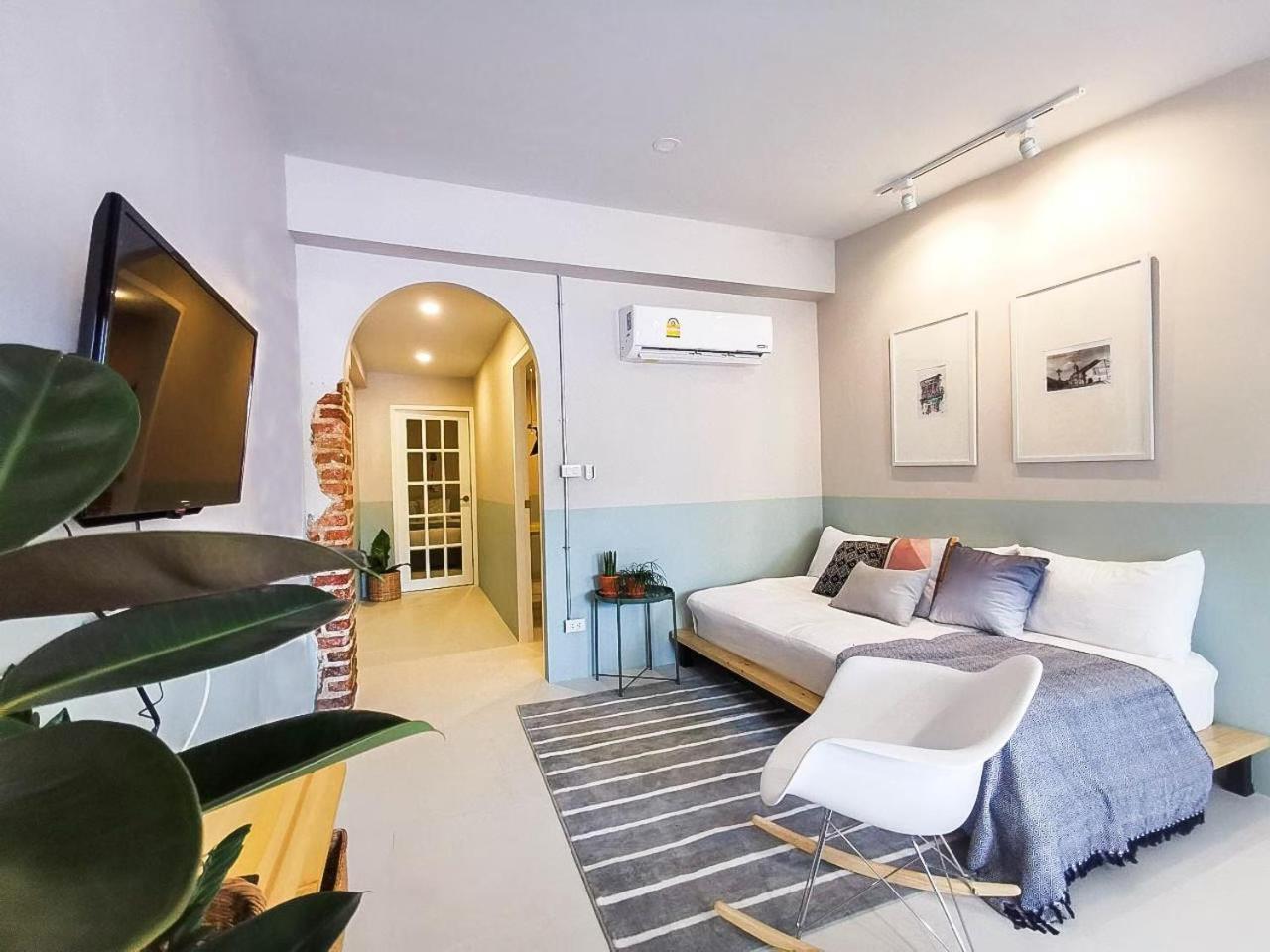 Snoozy Guesthouse Phuket Dış mekan fotoğraf