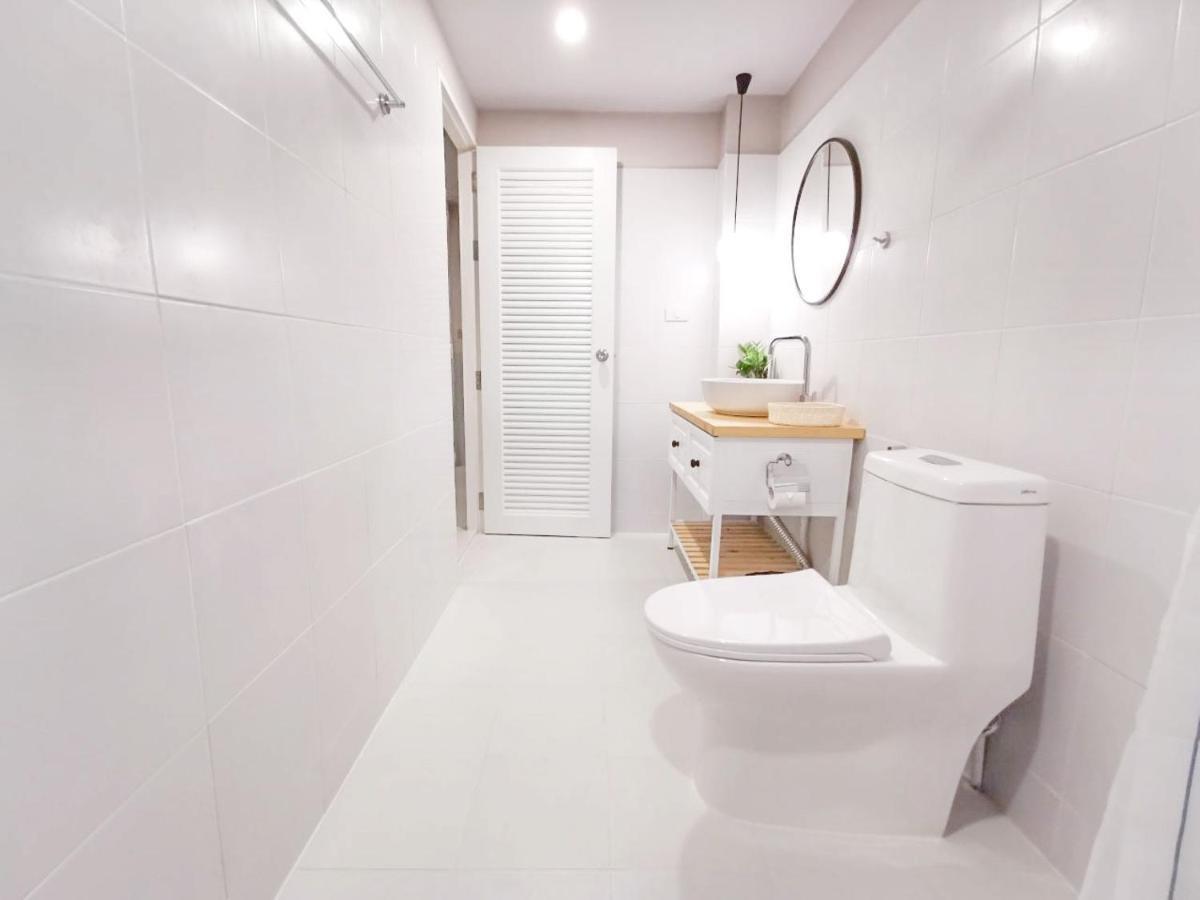 Snoozy Guesthouse Phuket Dış mekan fotoğraf
